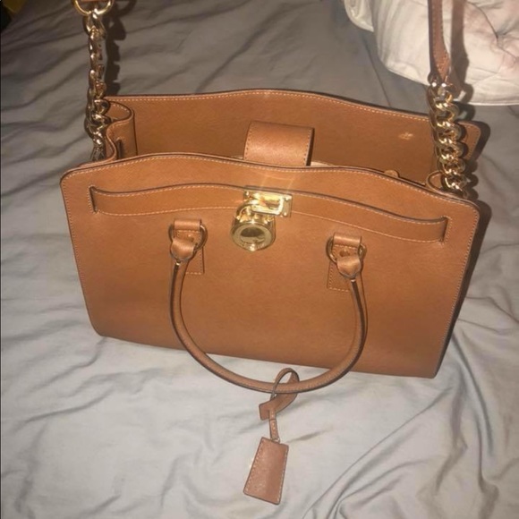 Michael Kors Purse - Picture 1 of 4